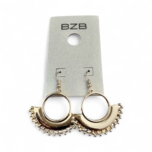 BZB Gold Boho Chic Hoop Earrings with Fan Design - Picture 1 of 5